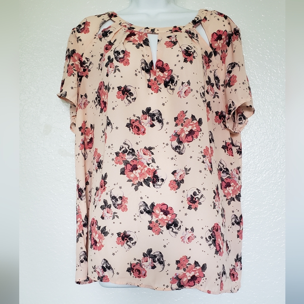 Skull Novelty Print Pattern Blouse Top Plus Size 1 Floral Skull Print